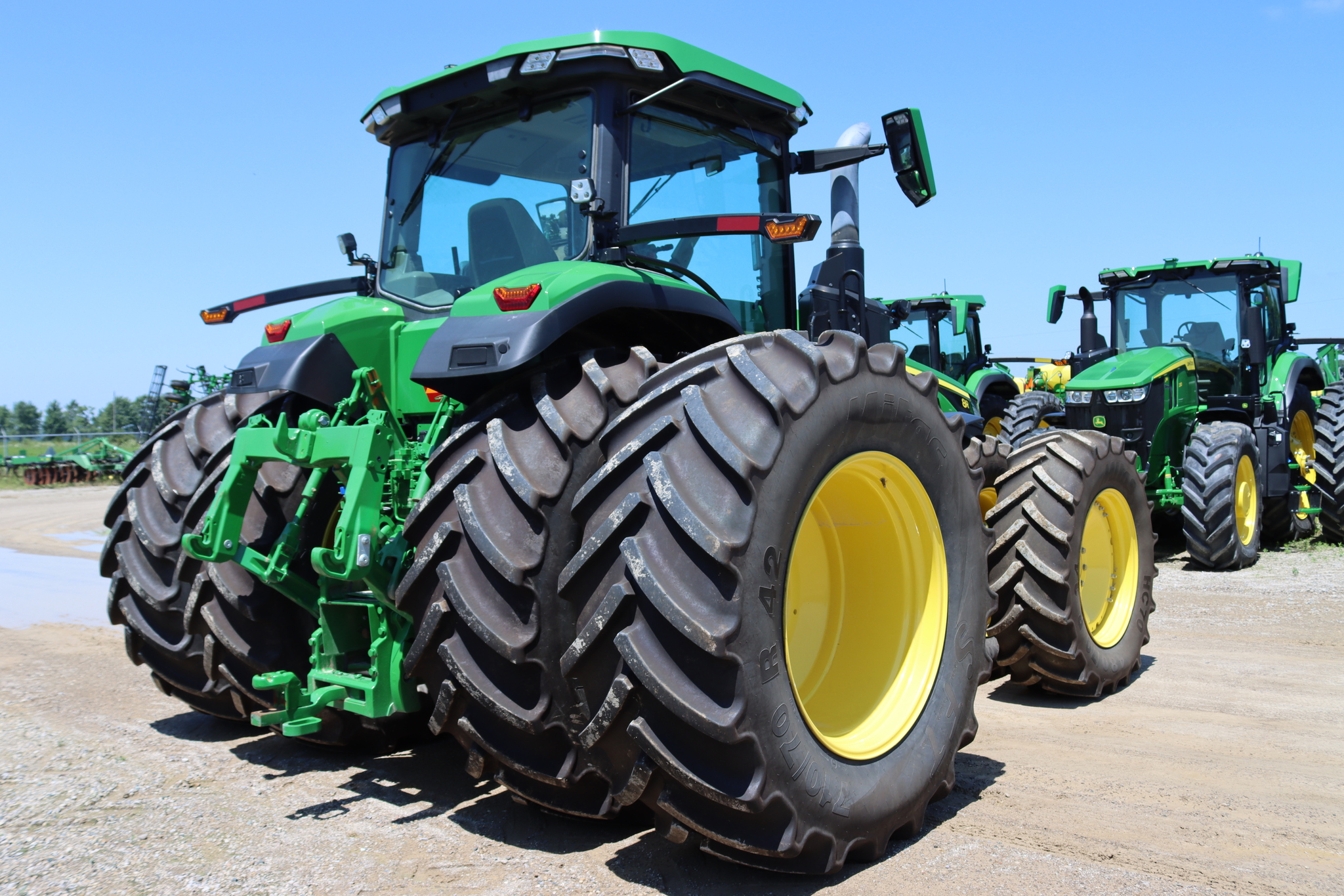 2022 John Deere 8R 280 Row Crop Tractors