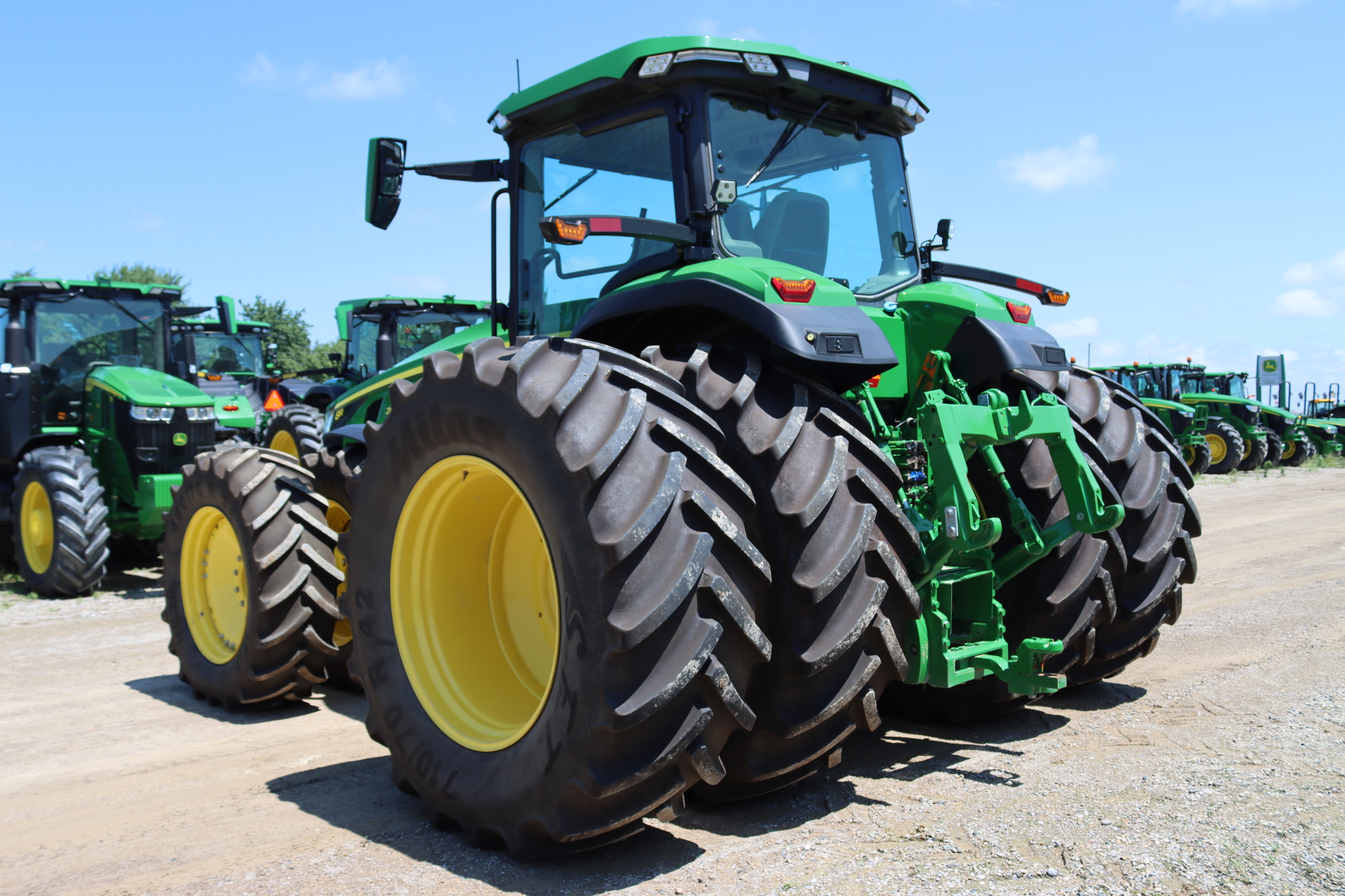 2022 John Deere 8R 280 Row Crop Tractors
