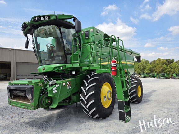 Photo of 2023 John Deere S780