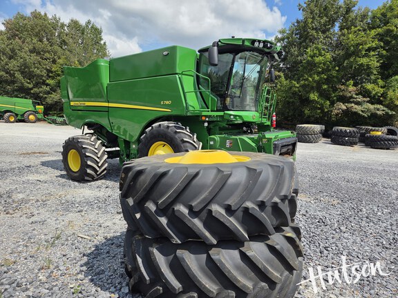 Photo of 2023 John Deere S780