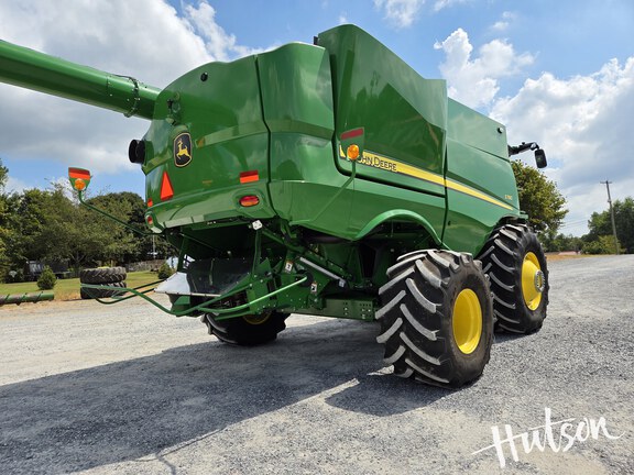 Photo of 2023 John Deere S780