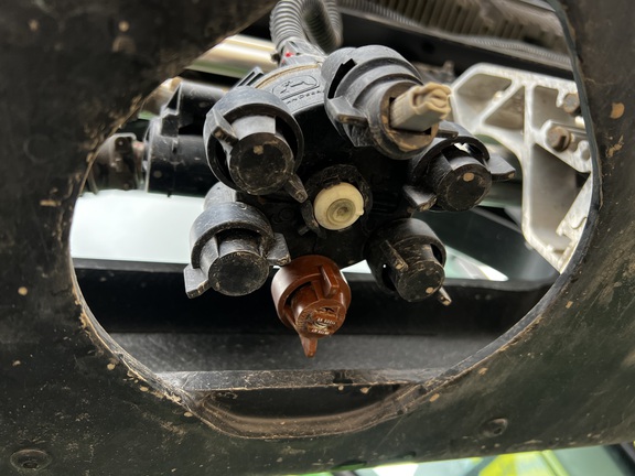 2024 John Deere 412R - Photo37