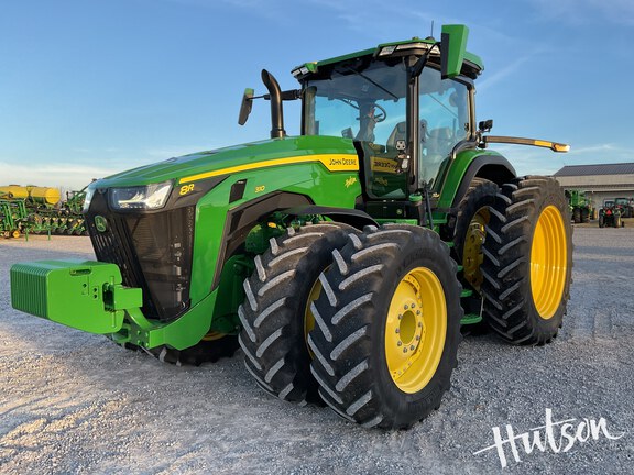 Photo of 2024 John Deere 8R 310