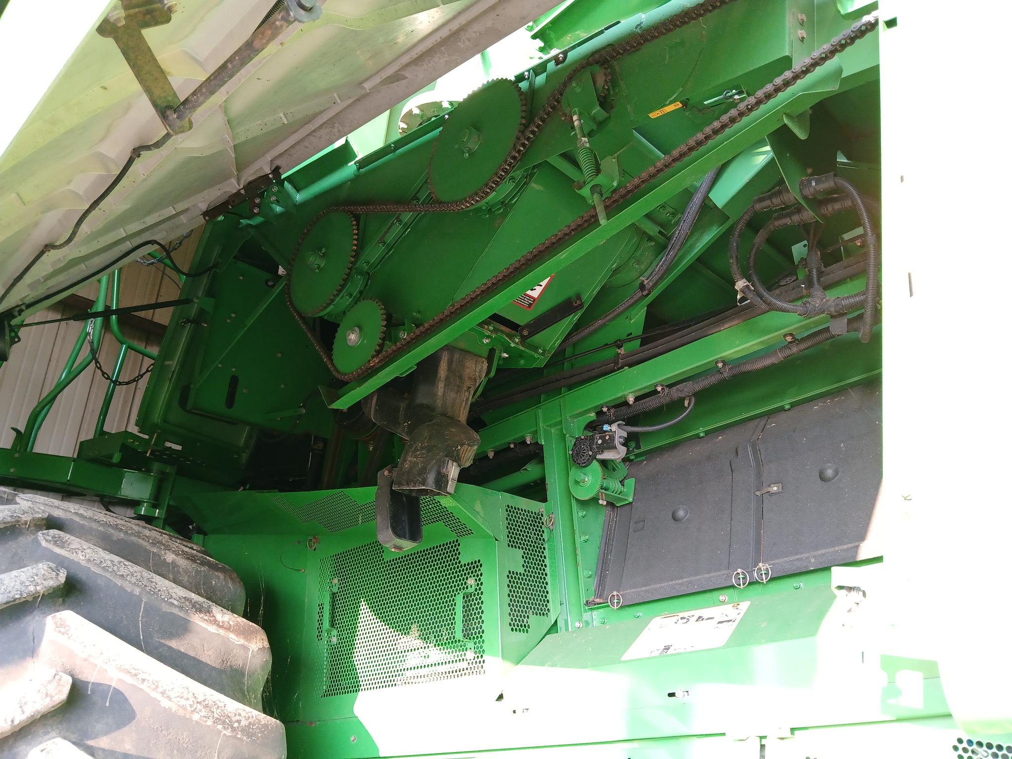 2010 John Deere 9770 STS Image 19