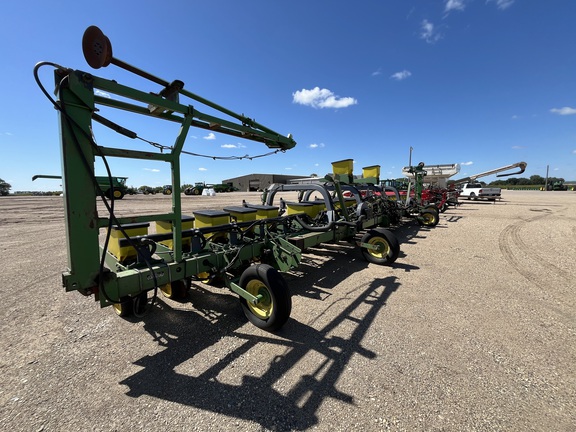  John Deere 24R22 - Photo5