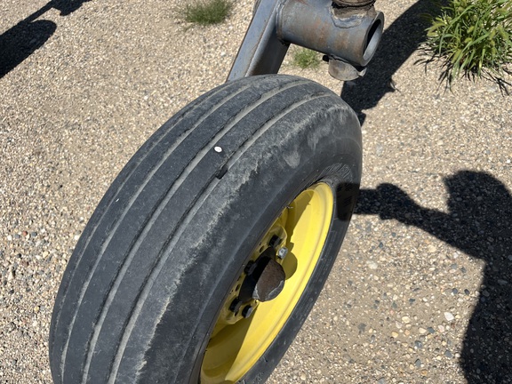  John Deere 24R22 - Photo13