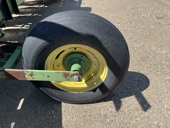  John Deere 24R22 - Photo20