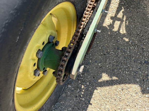  John Deere 24R22 - Photo30