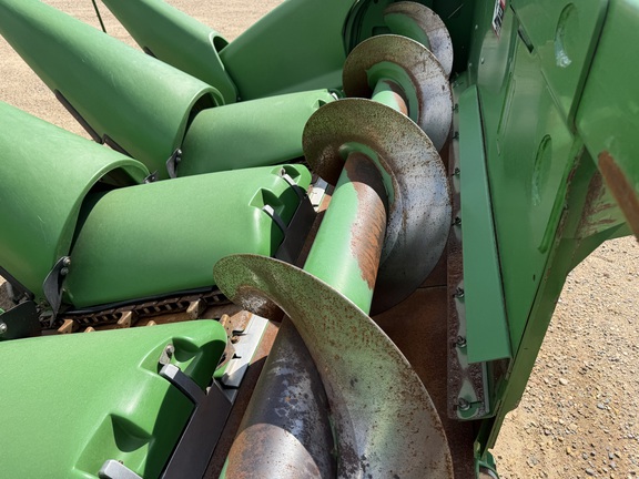 2014 John Deere 608C - Photo16