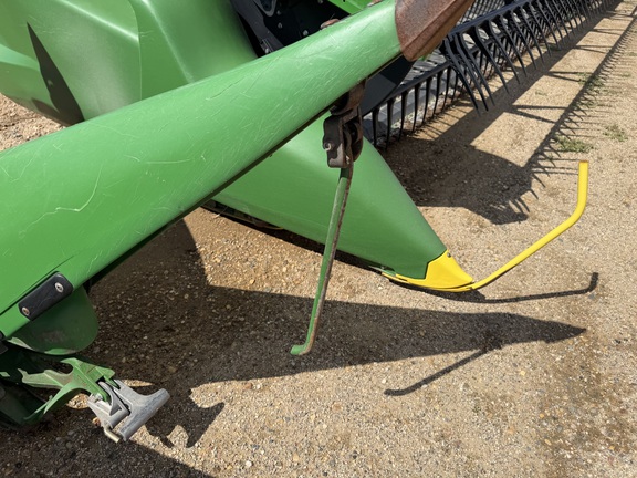 2014 John Deere 608C - Photo21