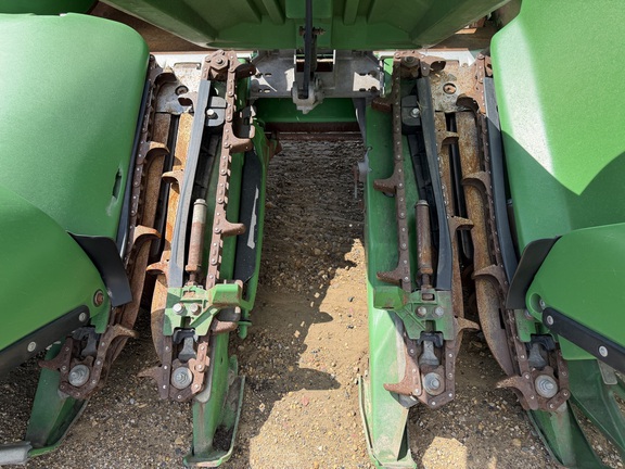 2014 John Deere 608C - Photo22