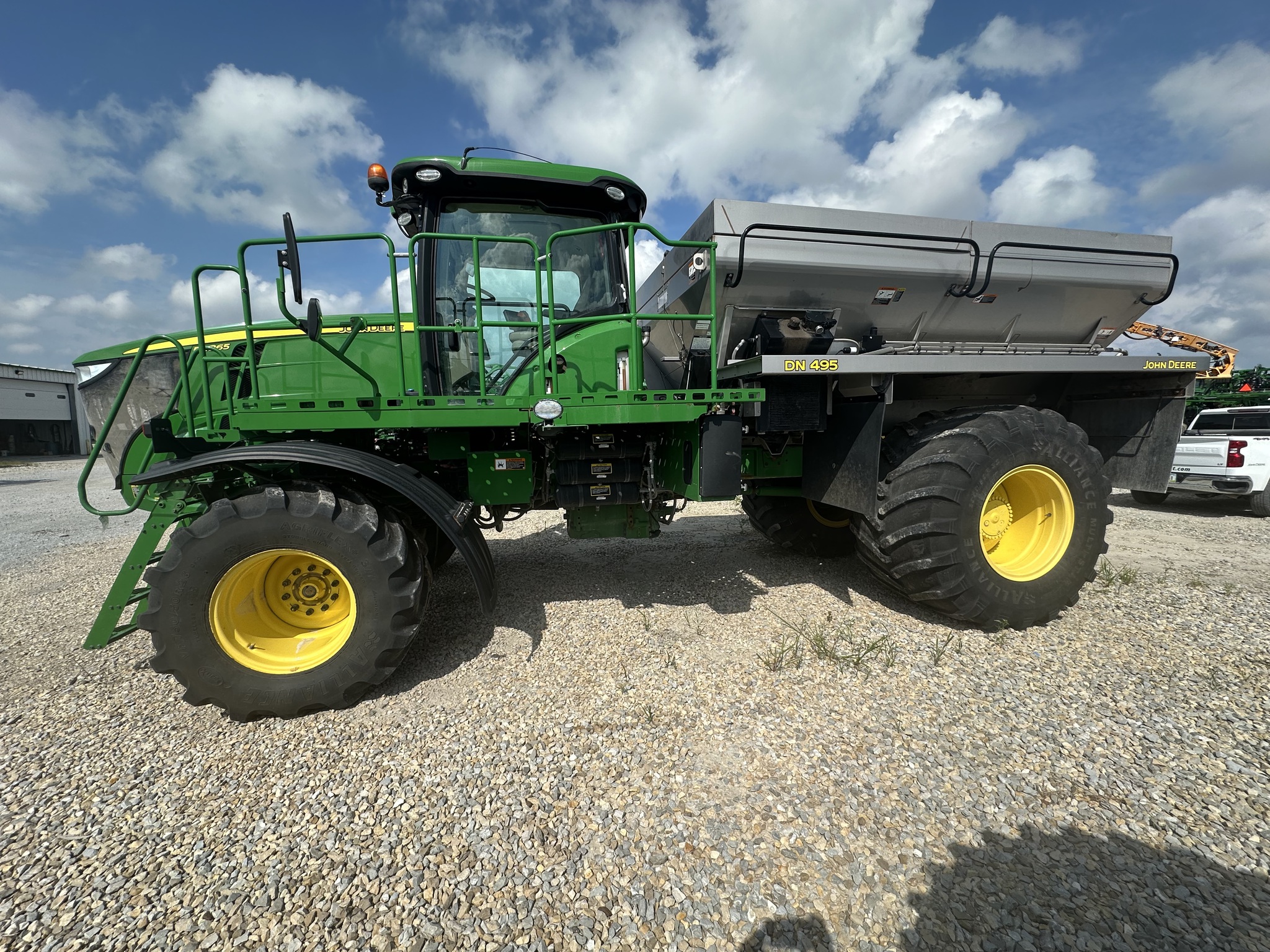 2021 John Deere F4365 Image 1