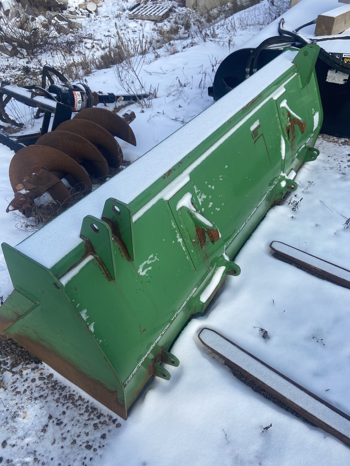 2014 John Deere 5115M Image 9