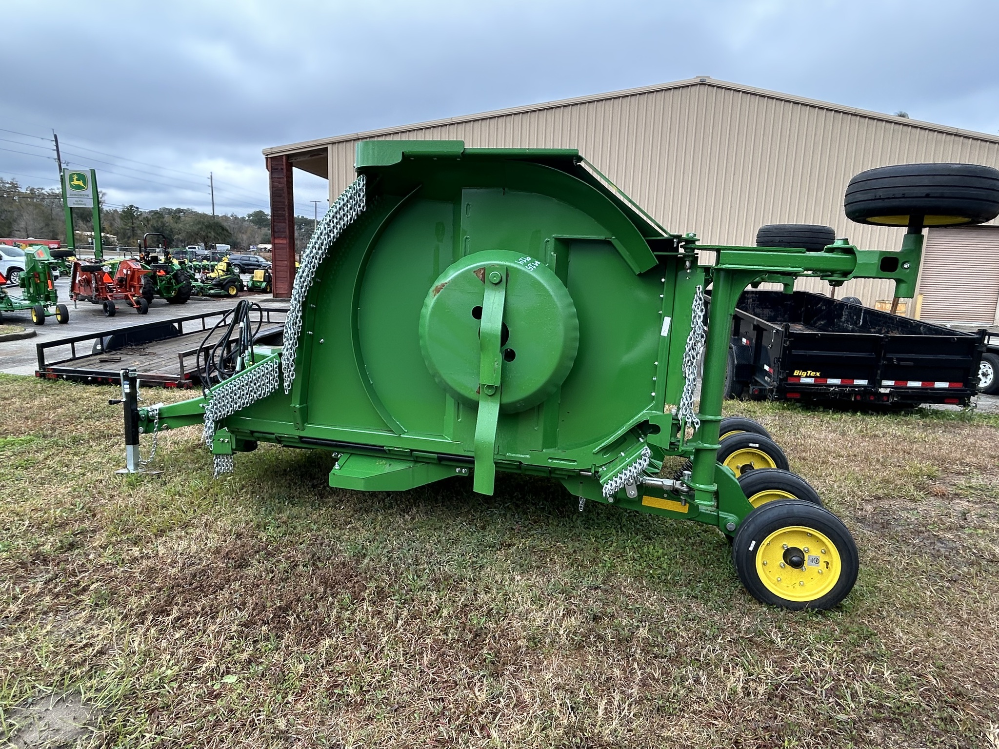 2024 John Deere FC15M Image 4