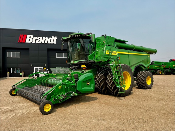 2023 John Deere X9 1100