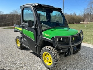 2023 John Deere XUV 835M Image 1