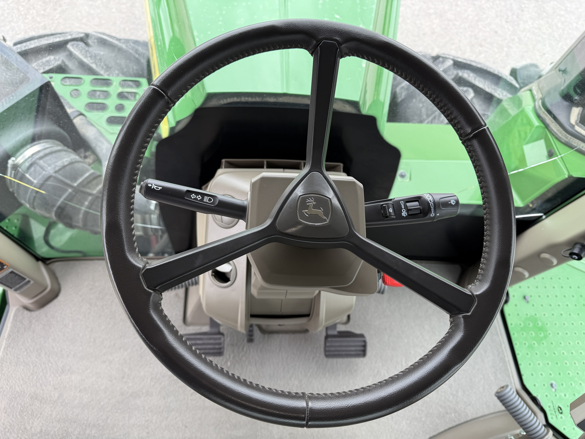 2022 John Deere 9R 590 Image 11