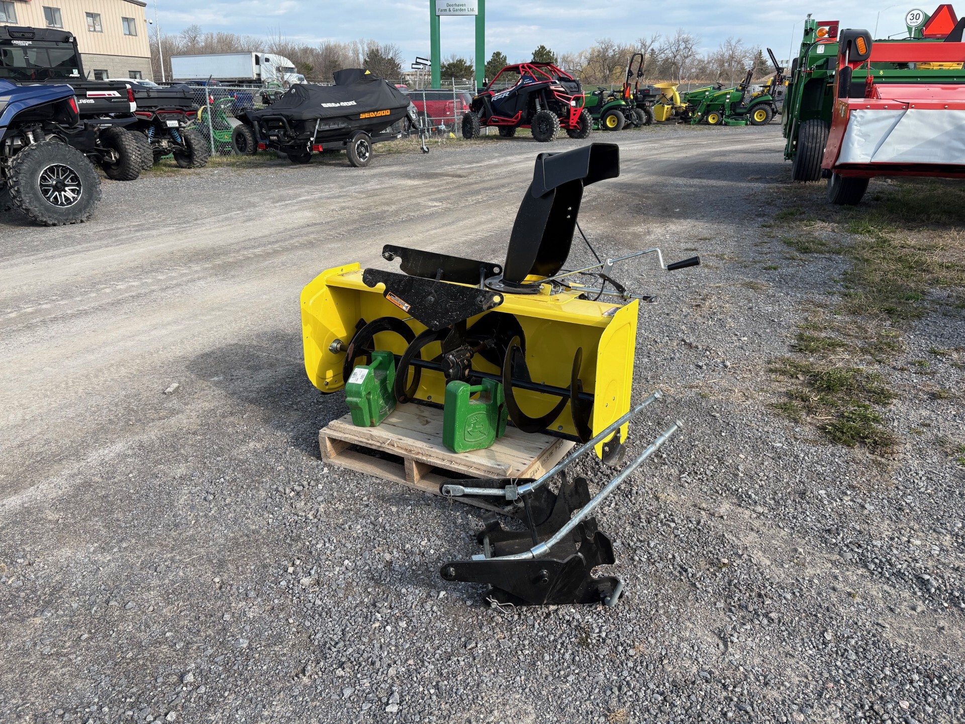 2020 John Deere 44SB Image 1