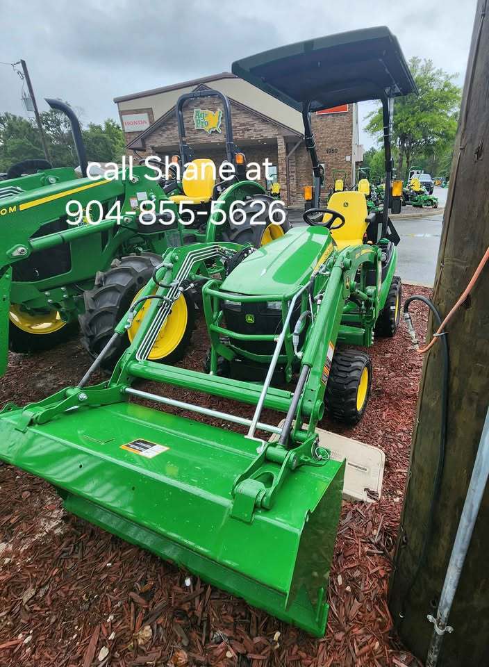 2025 John Deere 1025R Image 1