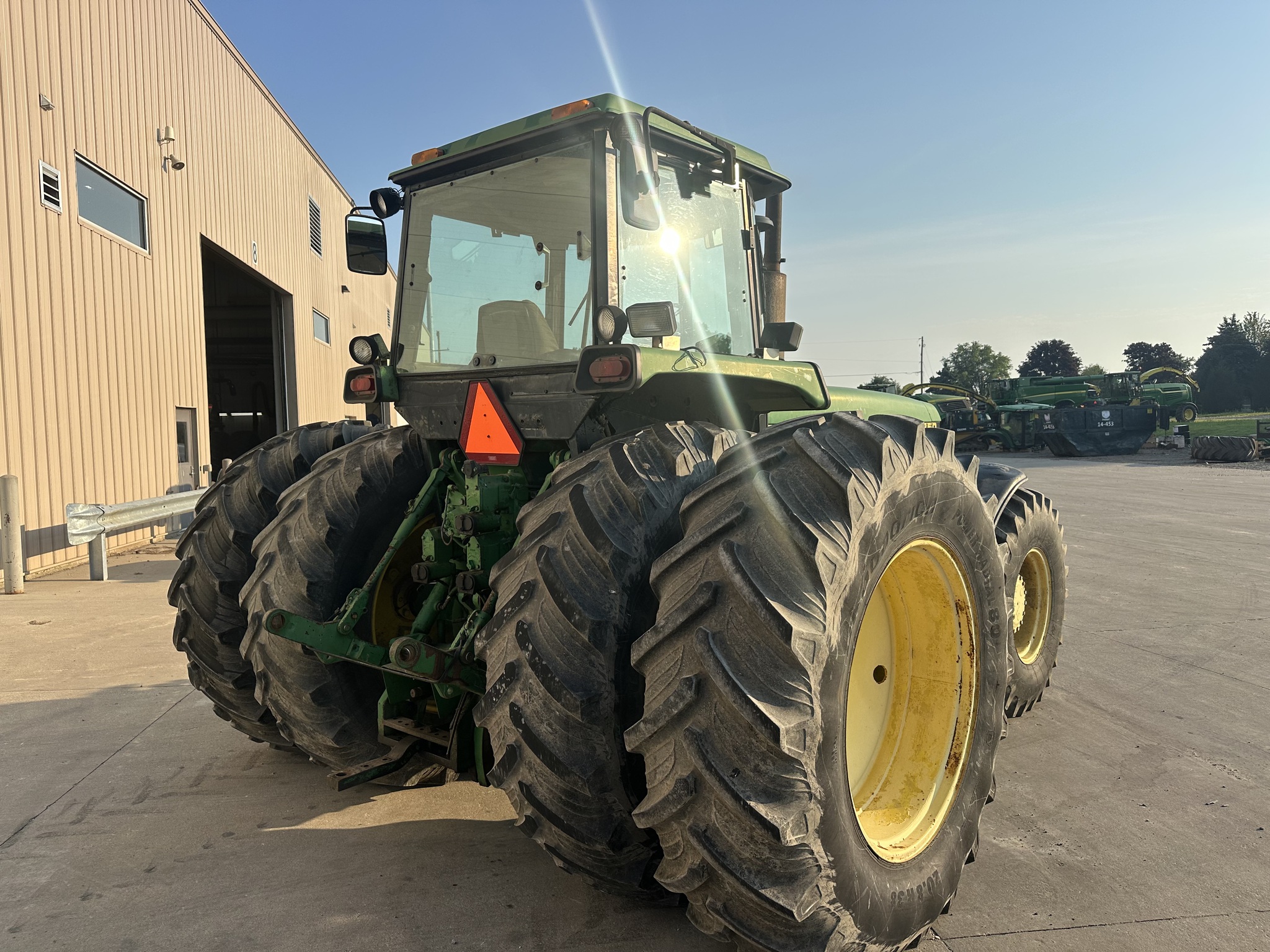 1987 John Deere 4850 Image 13