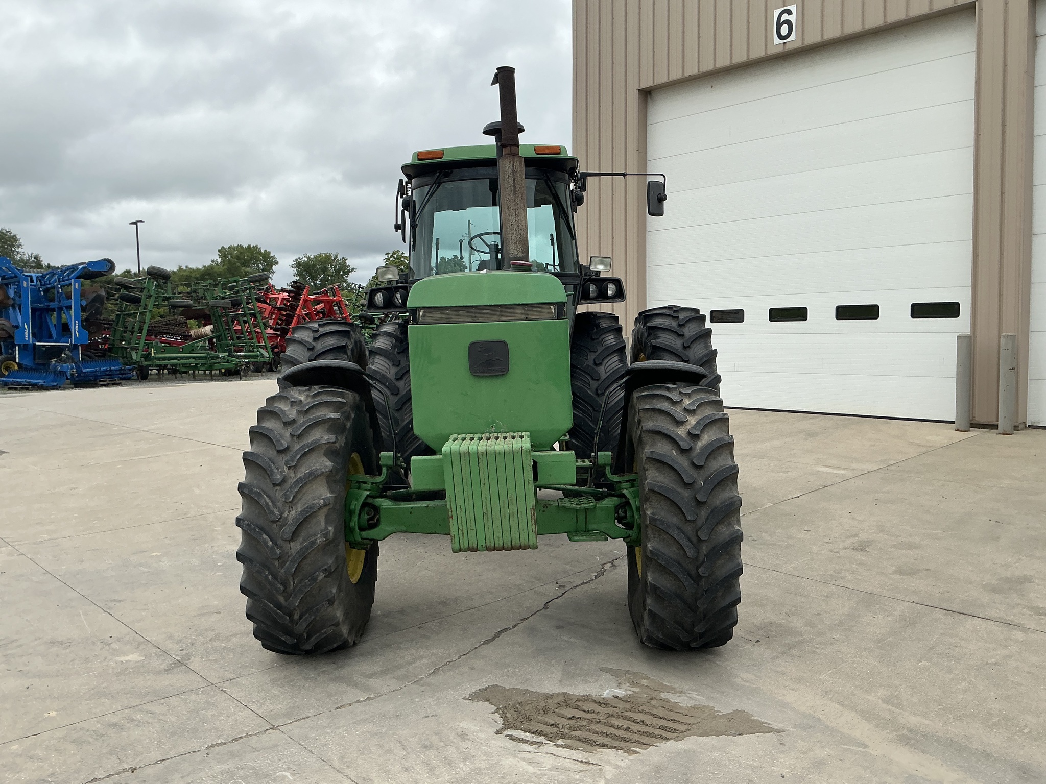 1987 John Deere 4850 Image 25