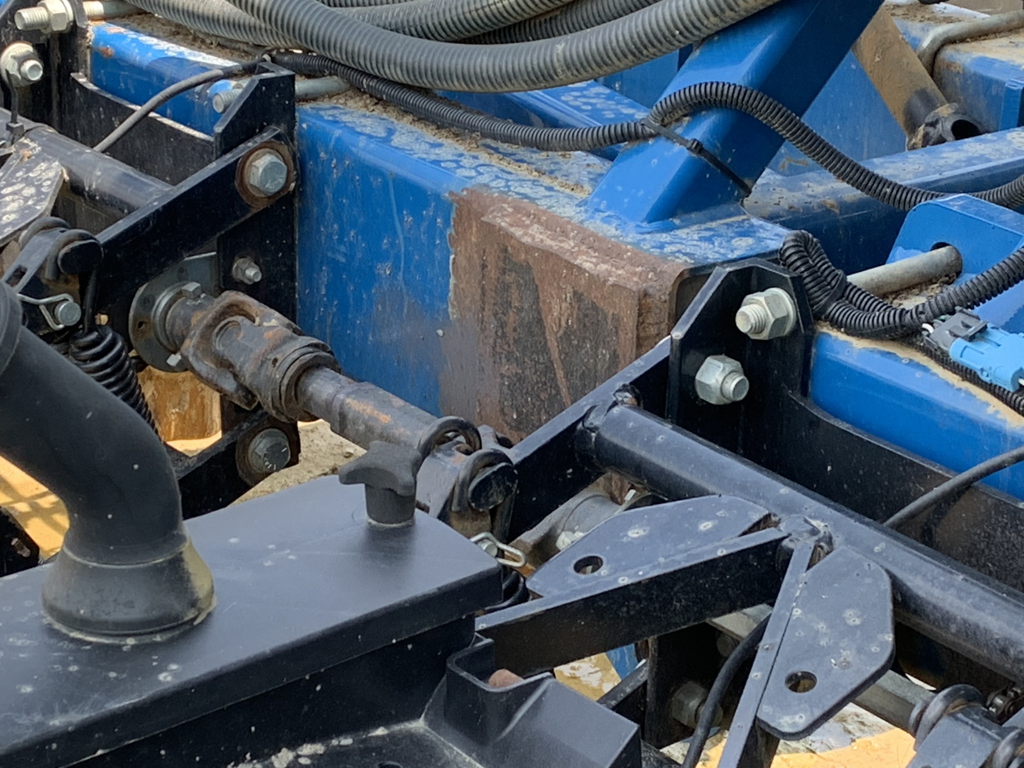 2011 Kinze 3600 Image 17