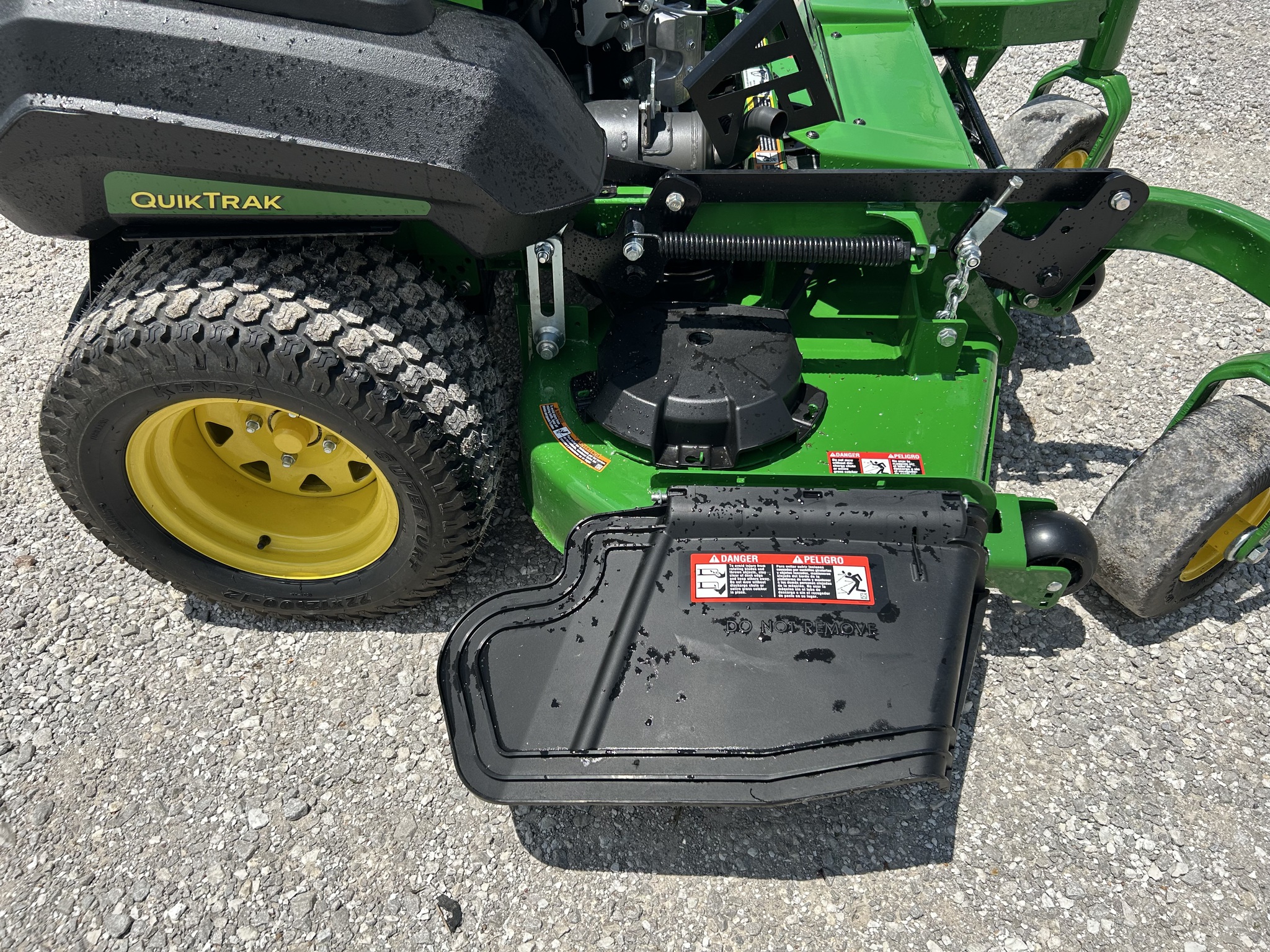  2025 John Deere Q850M at Heritage Tractor in Pittsburg, KS