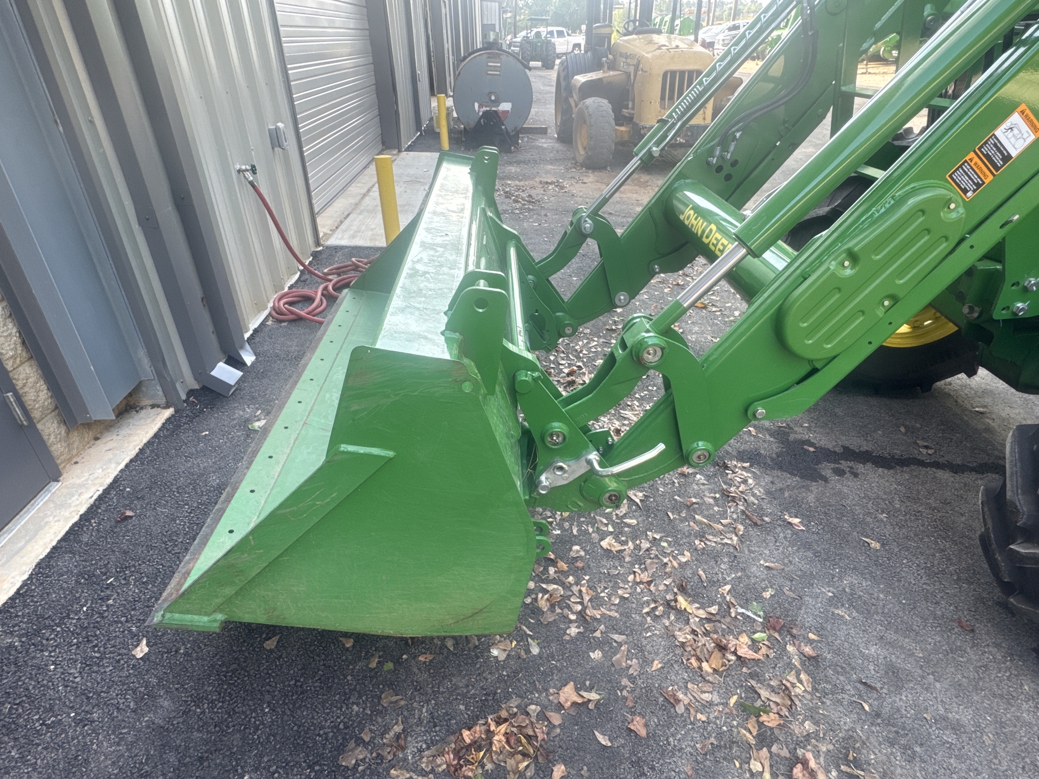 2024 John Deere 6105E Cab Image 14