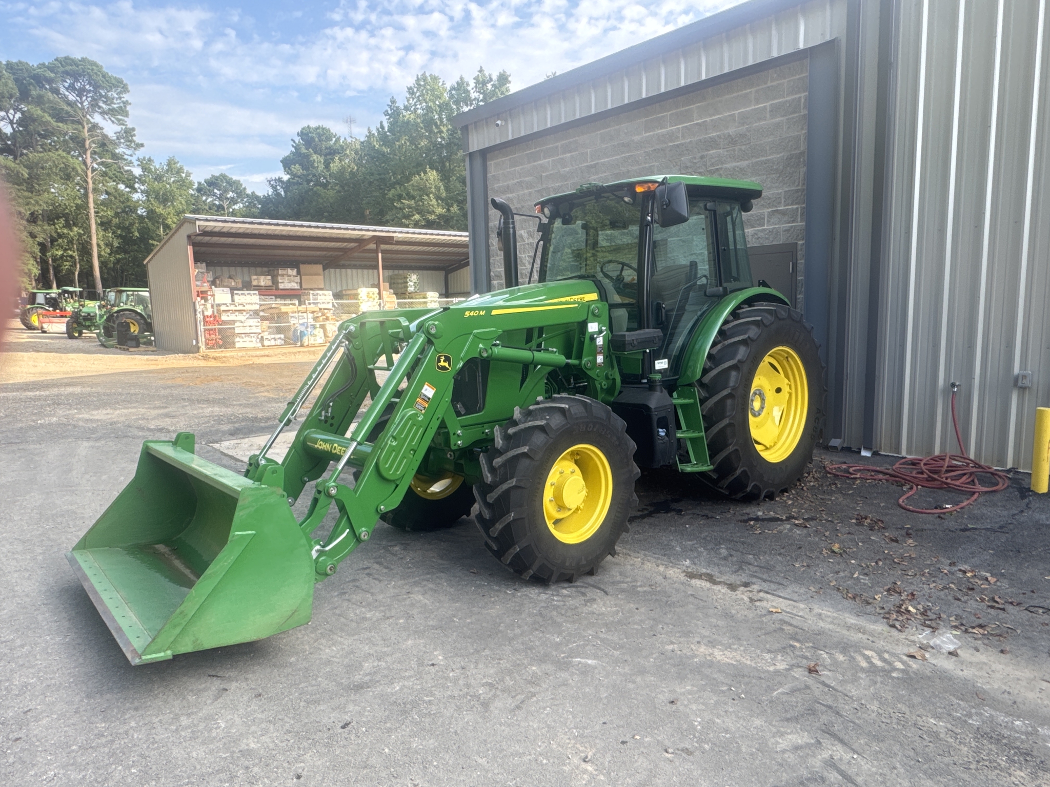 2024 John Deere 6105E Cab Image 5