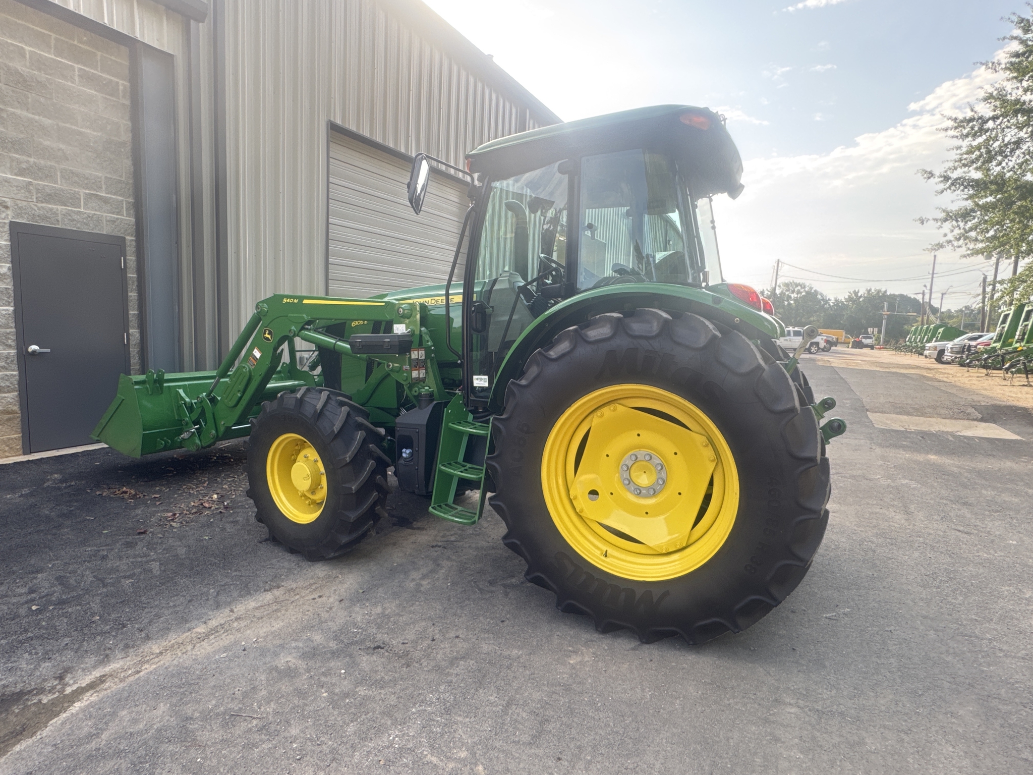 2024 John Deere 6105E Cab Image 6