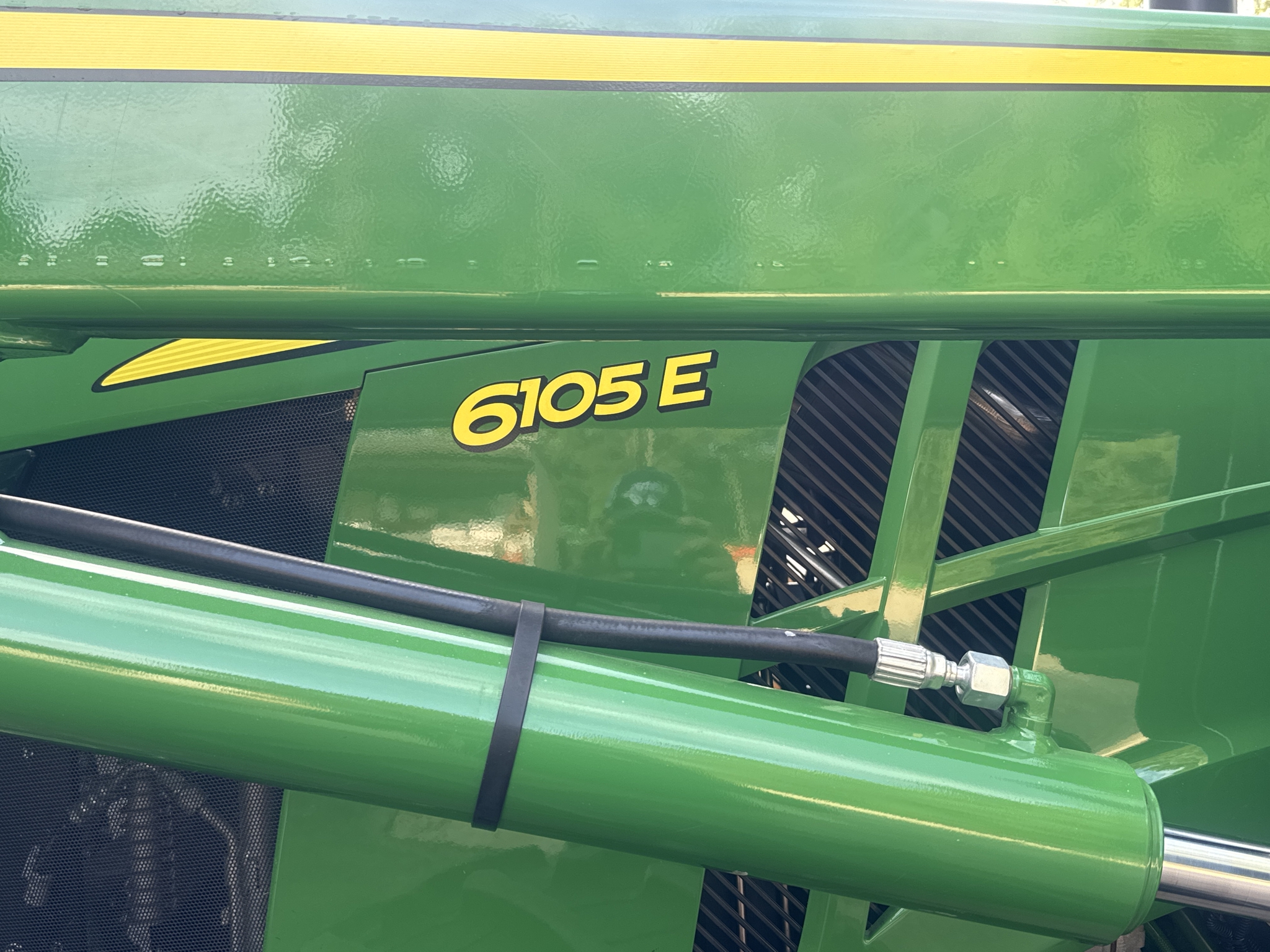2024 John Deere 6105E Cab Image 29