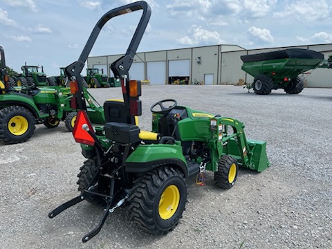 2025 John Deere 1023E Image 3