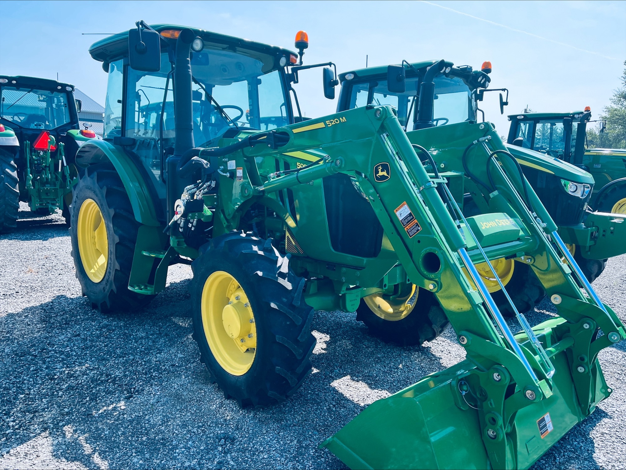 2022 John Deere 5090E Image 6