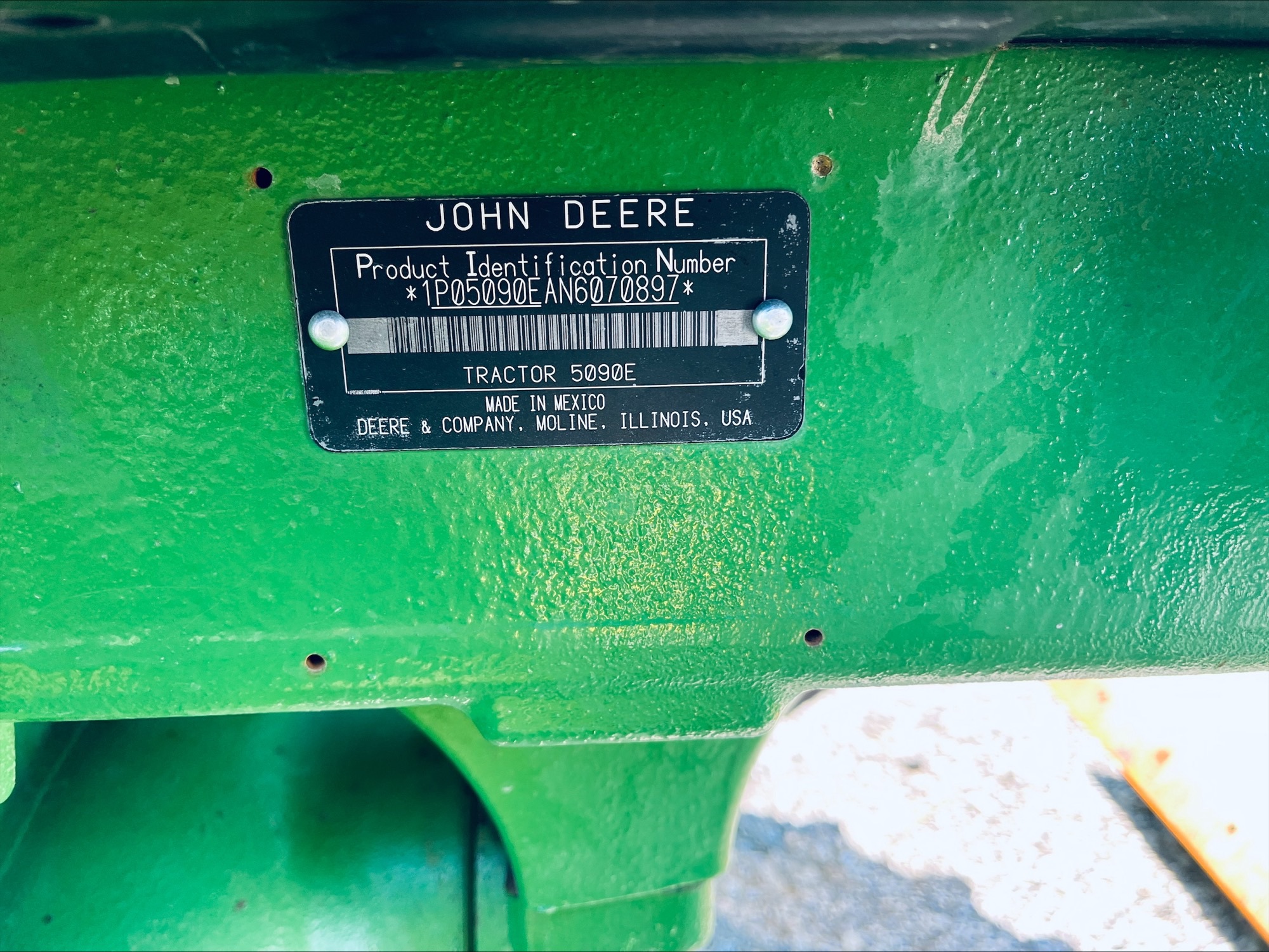 2022 John Deere 5090E Image 13
