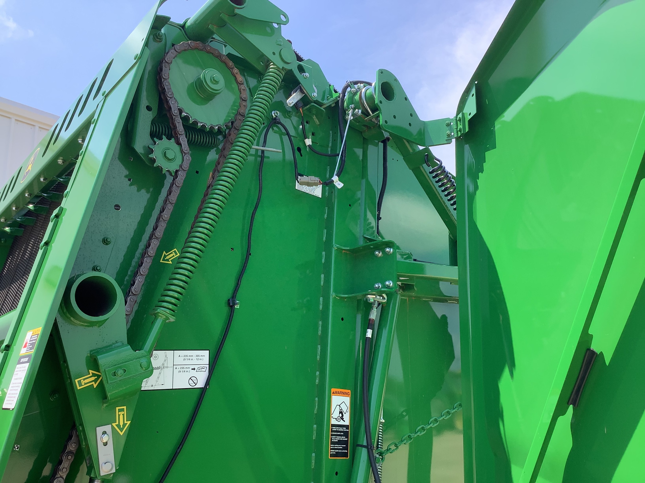 2024 John Deere 561M Image 29