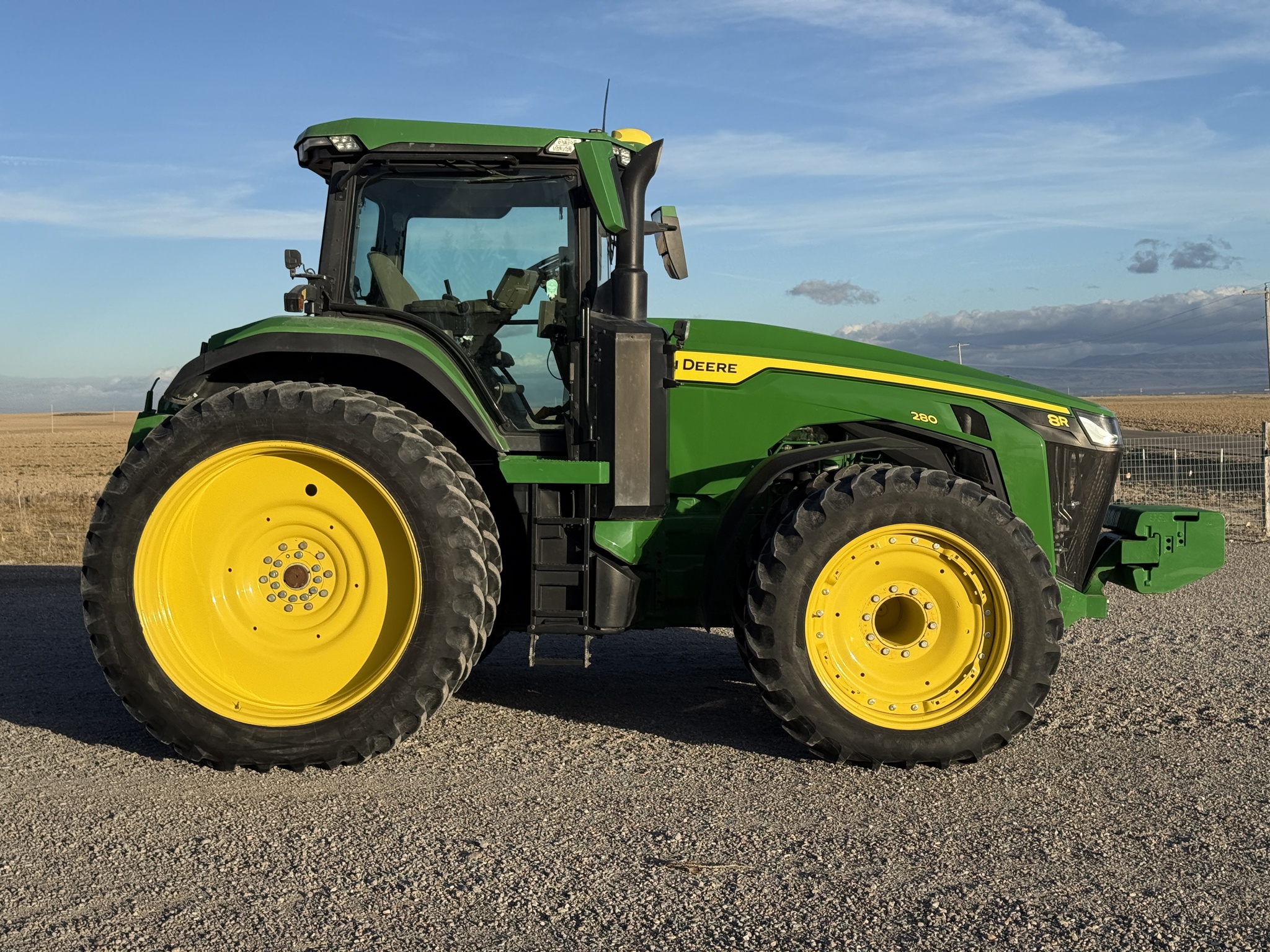 2022 John Deere 8R 280 Image 6