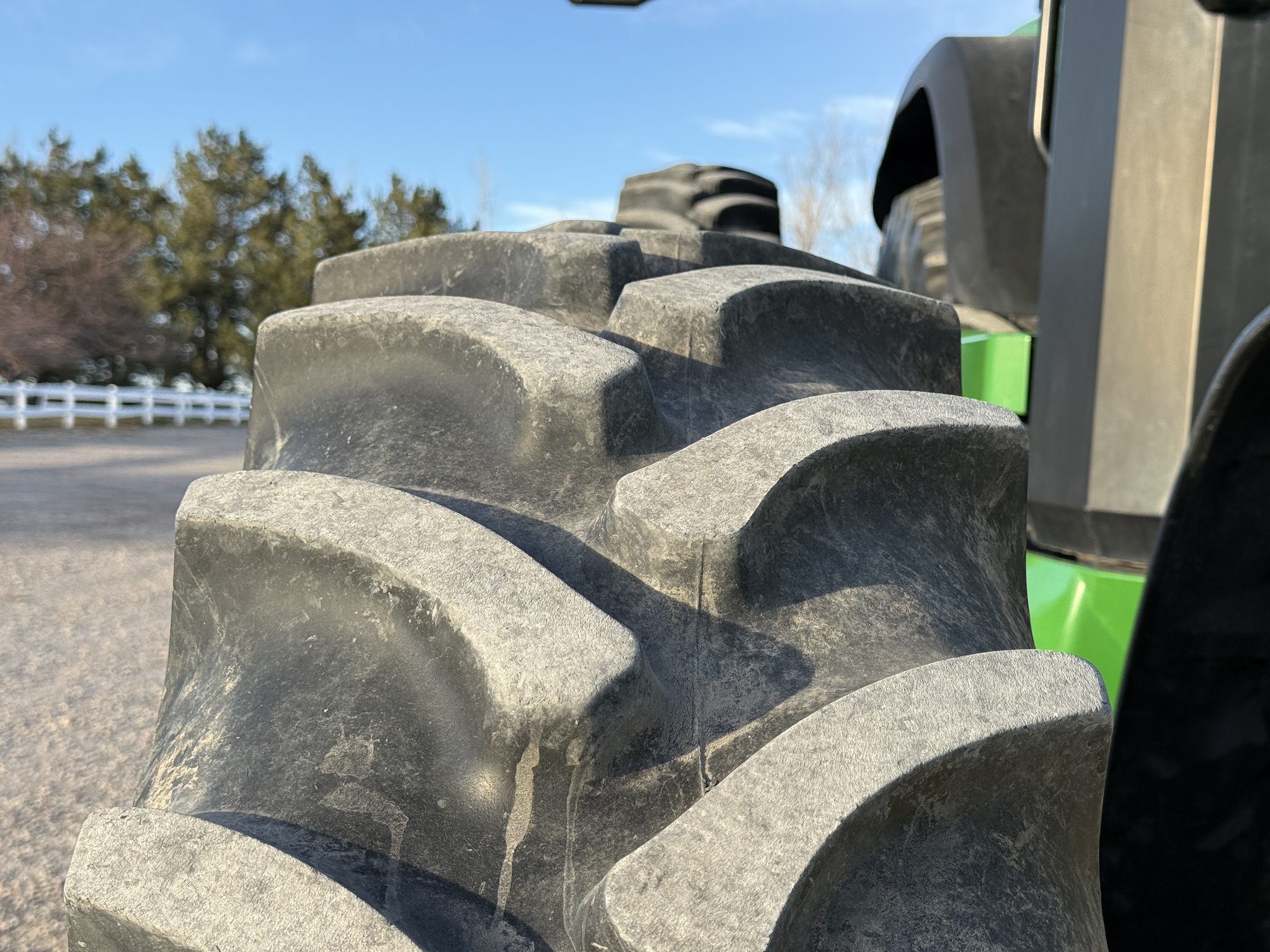 2022 John Deere 8R 280 Image 41