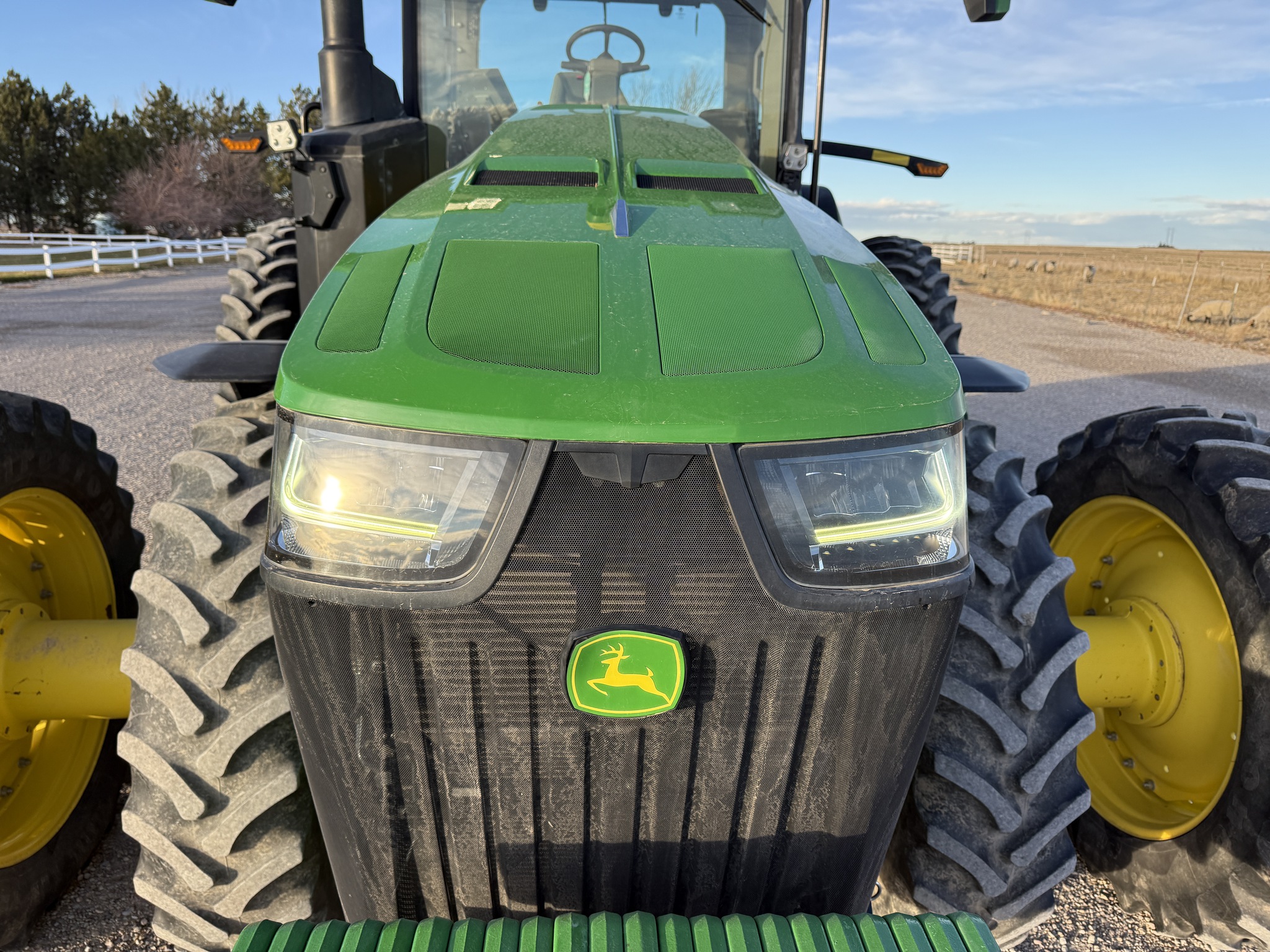 2022 John Deere 8R 280 Image 24