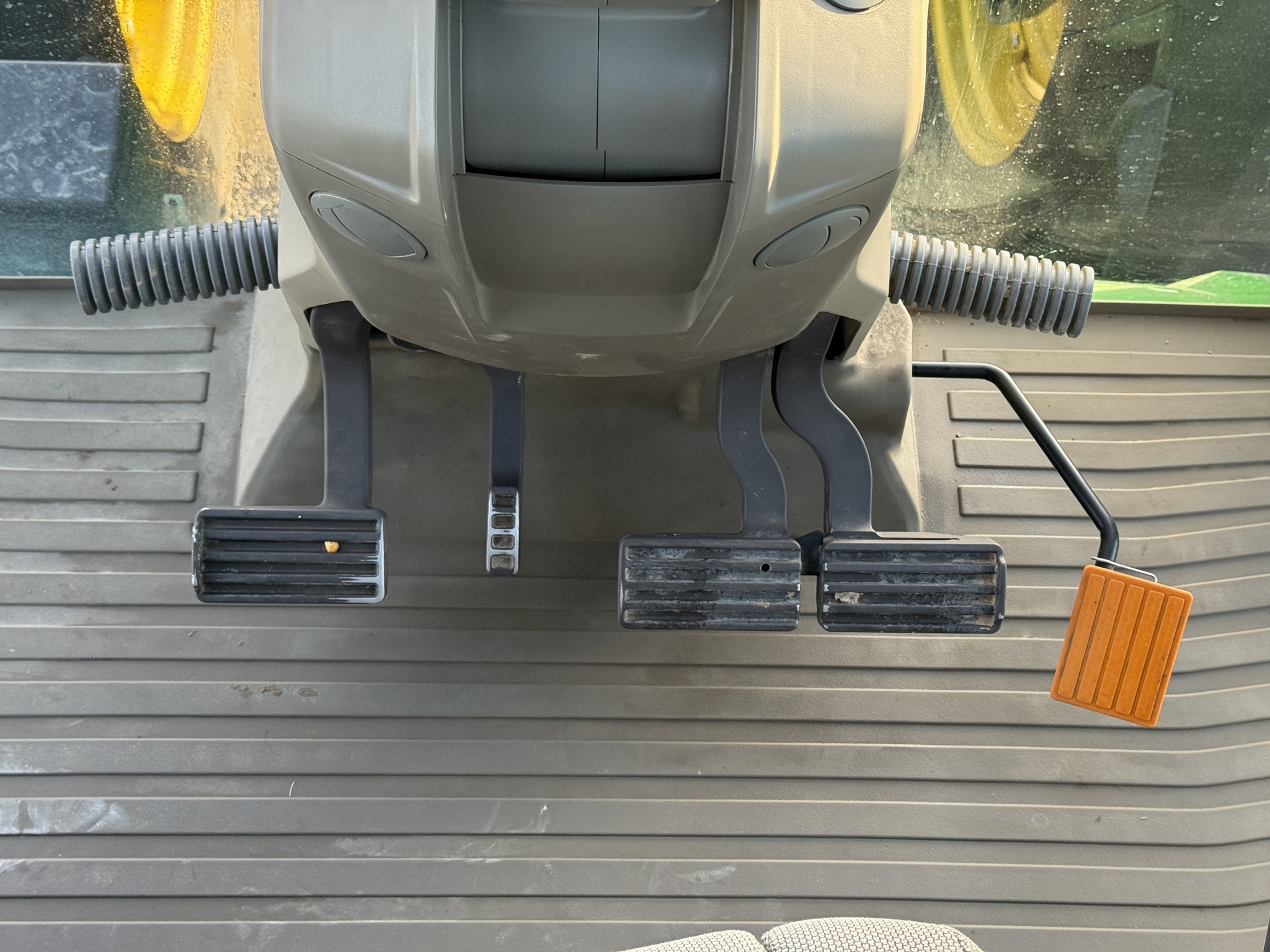 2022 John Deere 8R 280 Image 11