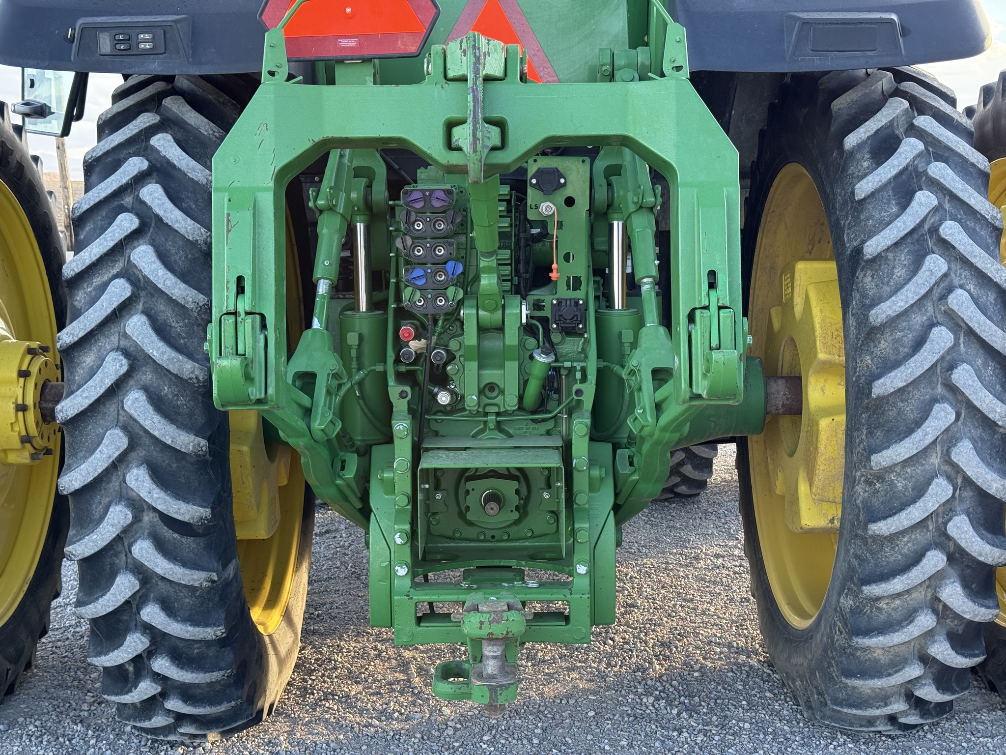 2022 John Deere 8R 280 Image 26