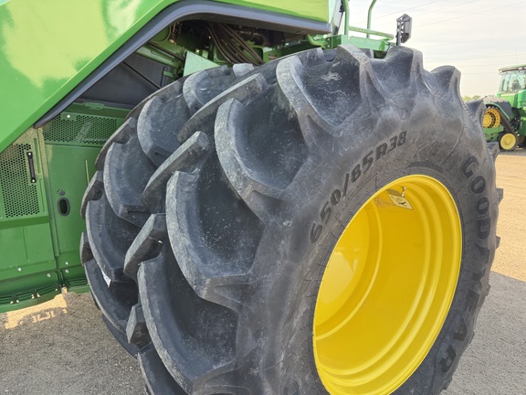 2023 John Deere X9 1000 - Photo11