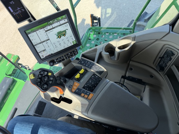 2023 John Deere X9 1000 - Photo42