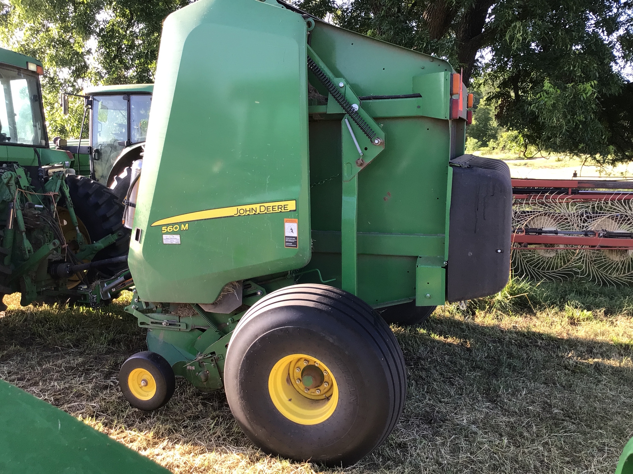 2018 John Deere 560M Image 1