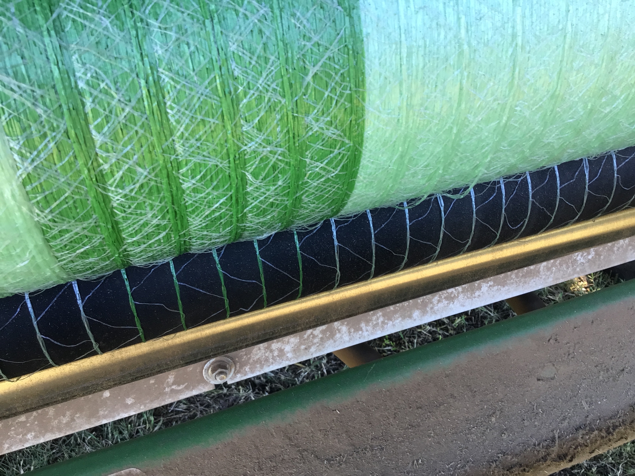 2018 John Deere 560M Image 21