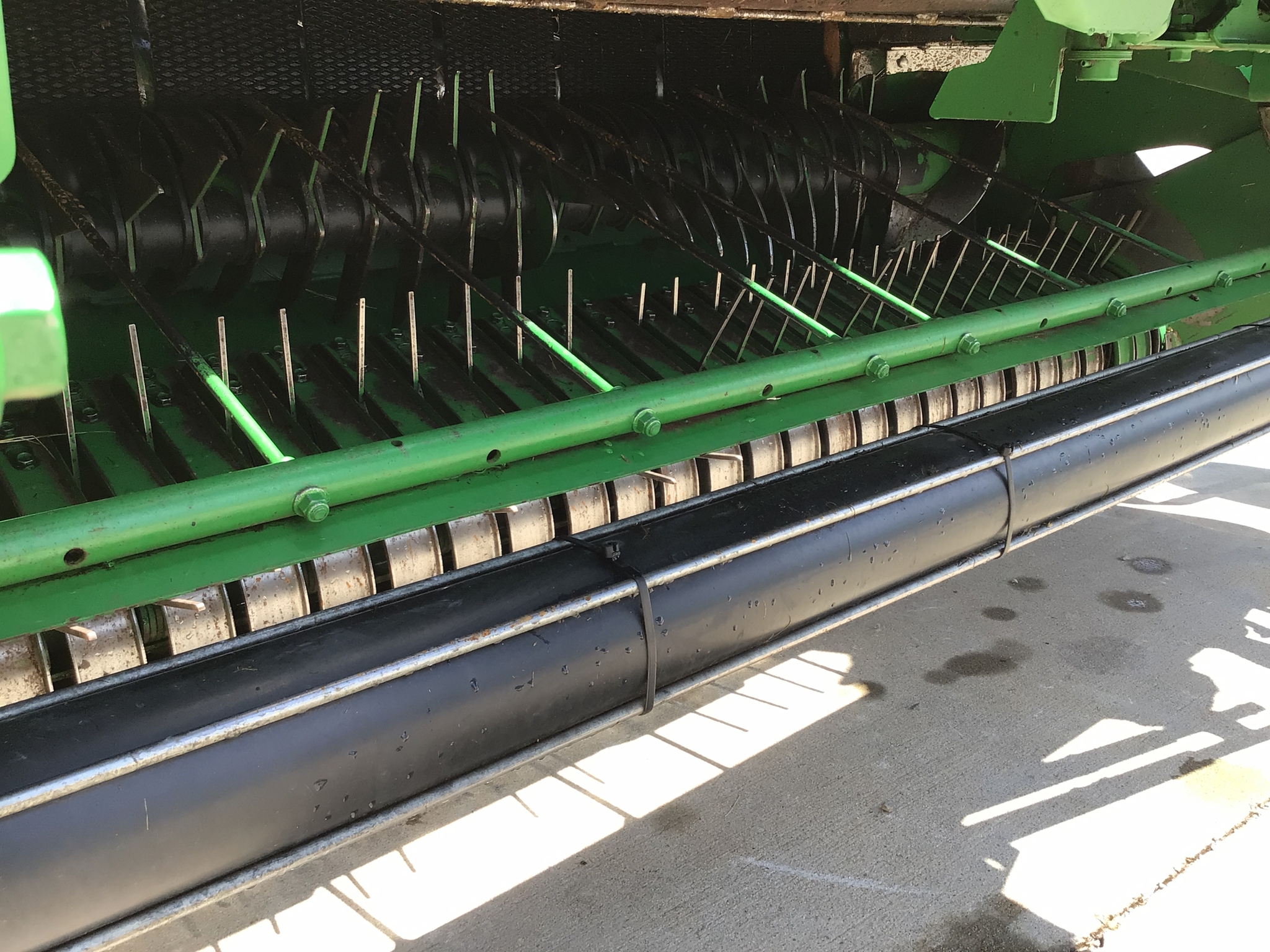 2018 John Deere 560M Image 42