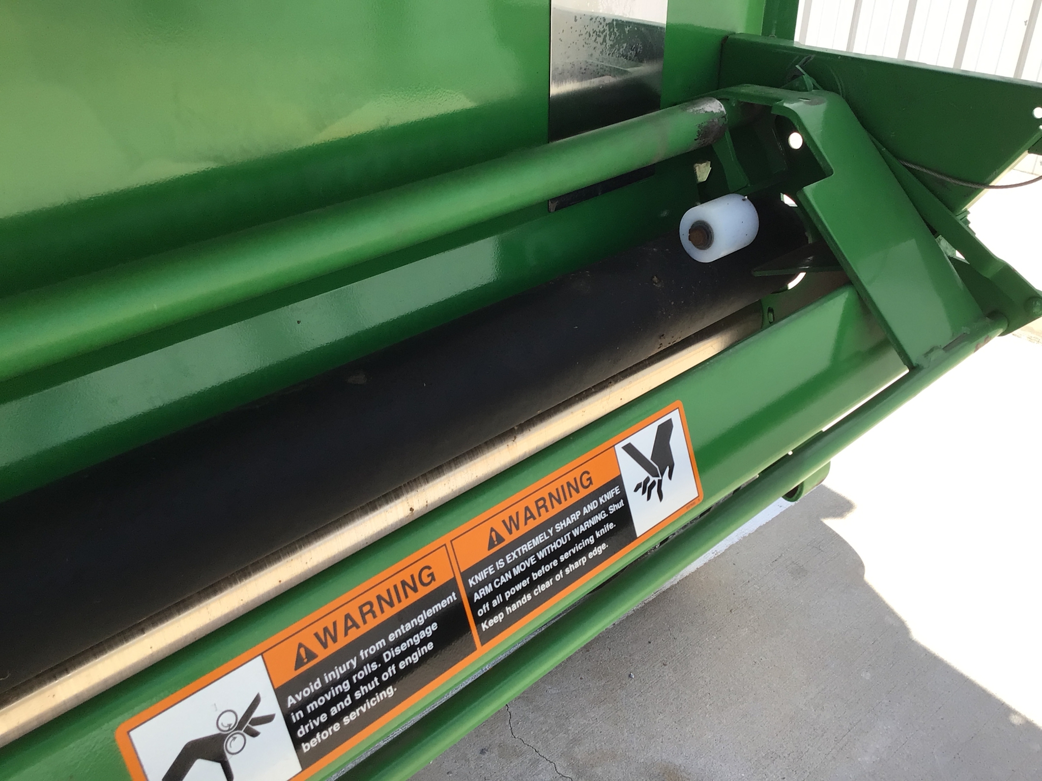 2018 John Deere 560M Image 43