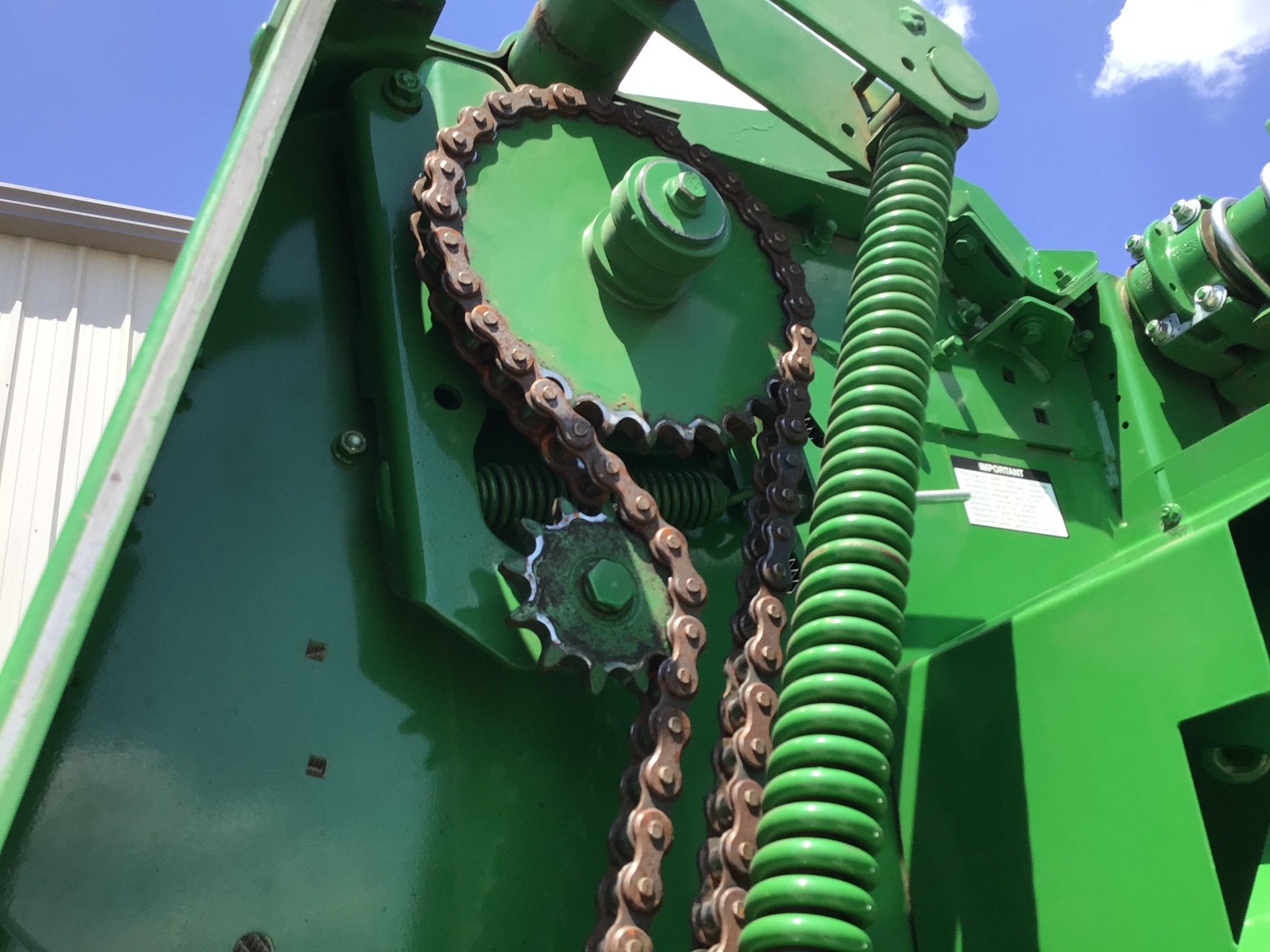 2018 John Deere 560M Image 58