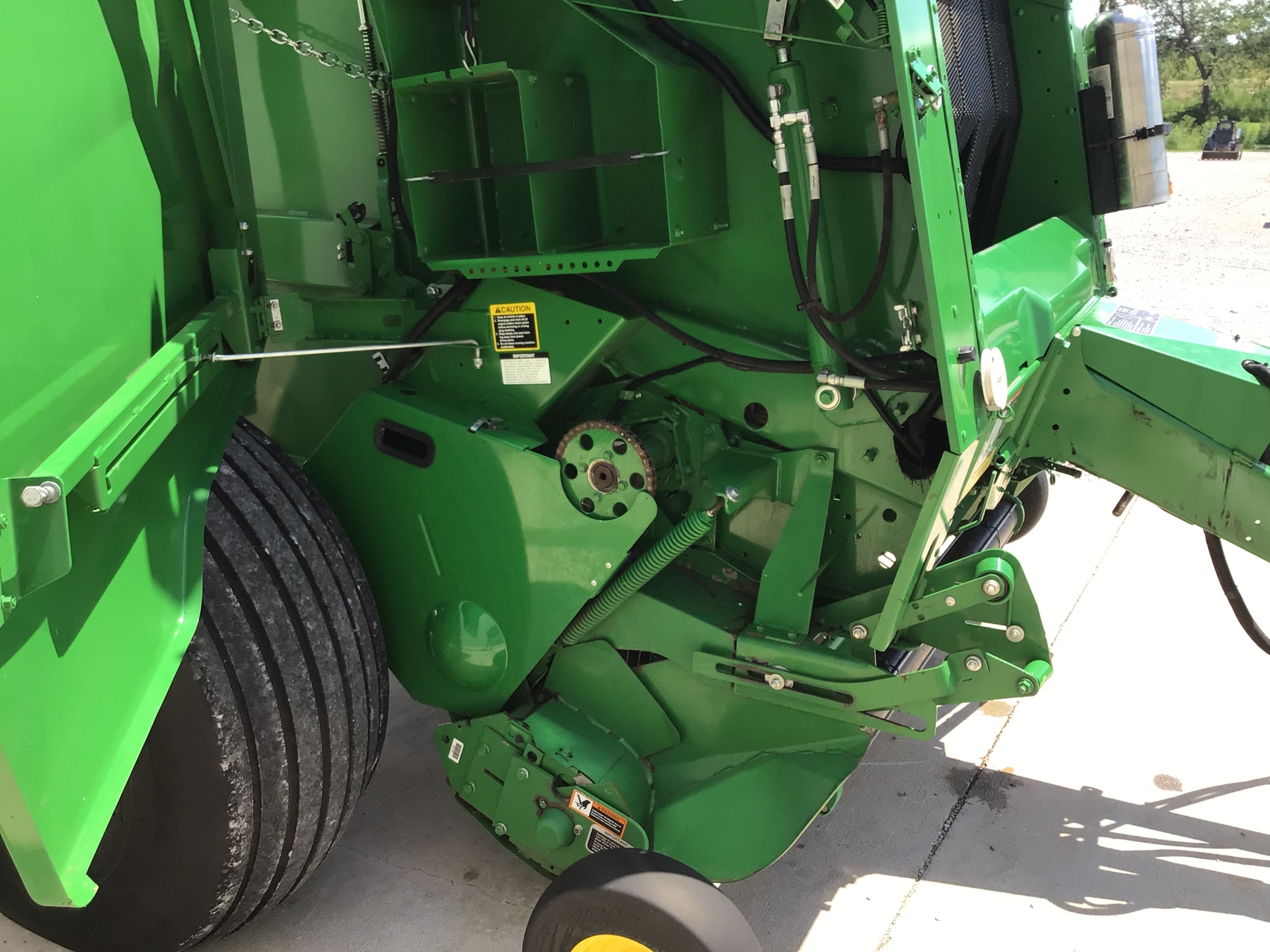 2018 John Deere 560M Image 63