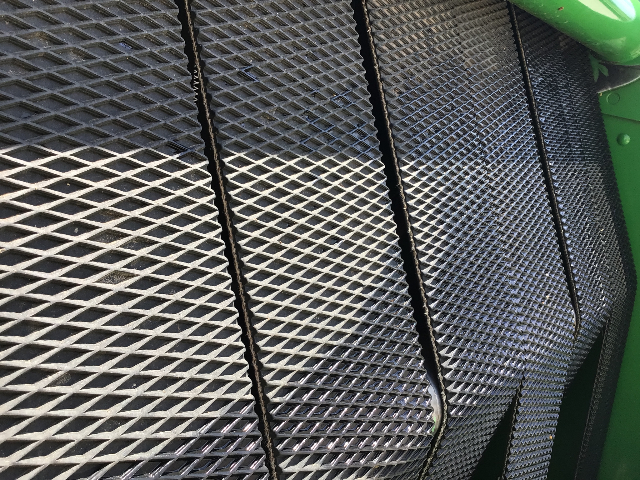 2018 John Deere 560M Image 65