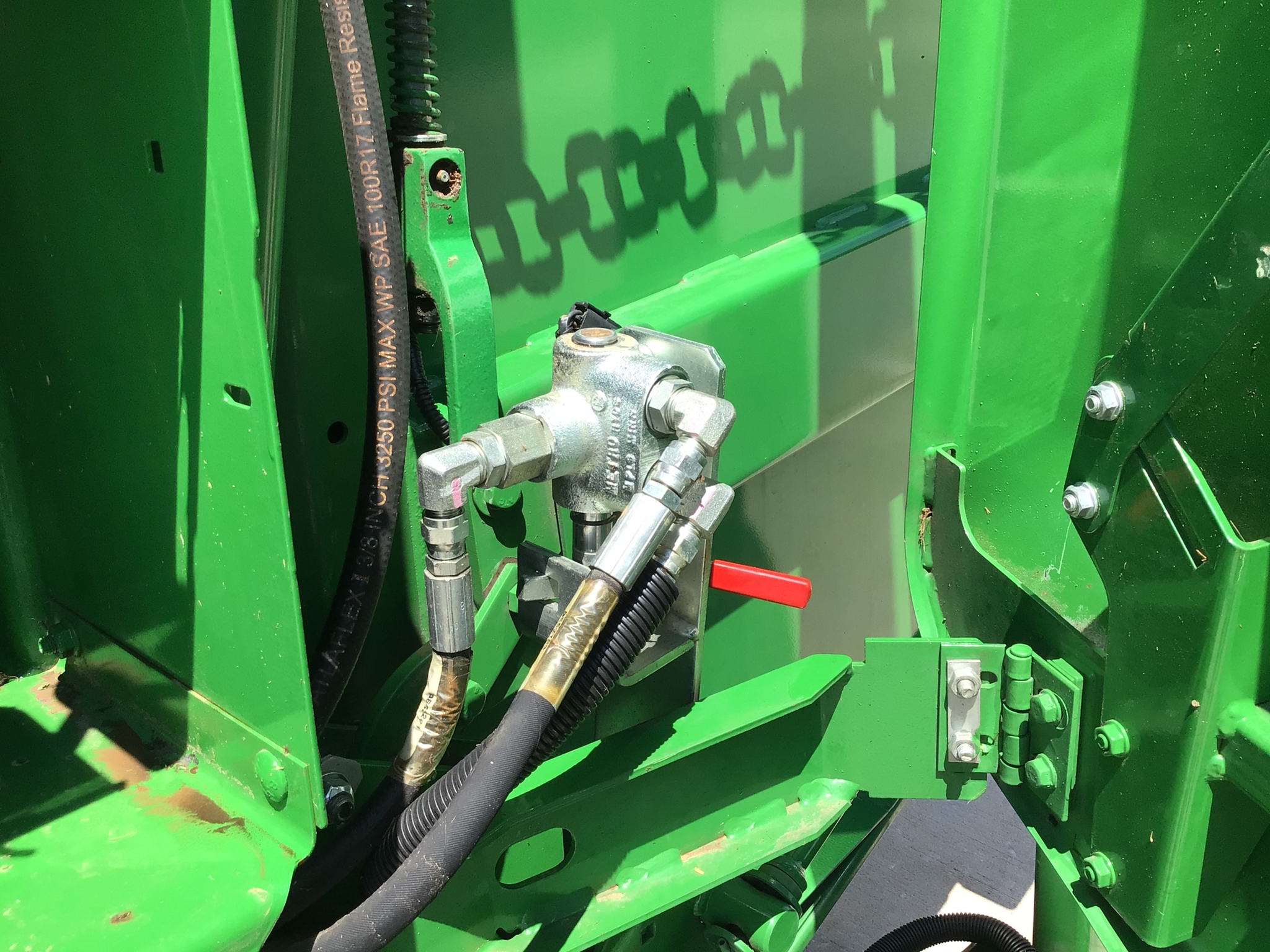 2018 John Deere 560M Image 70